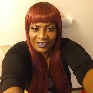 Meet your Posher, Sylvia